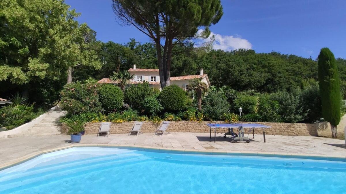 La Villa Moursoise 4 Etoiles Eksteriør billede