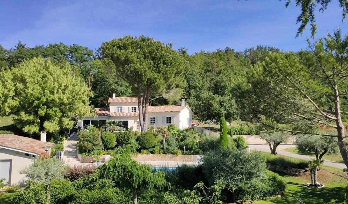 La Villa Moursoise 4 Etoiles Eksteriør billede