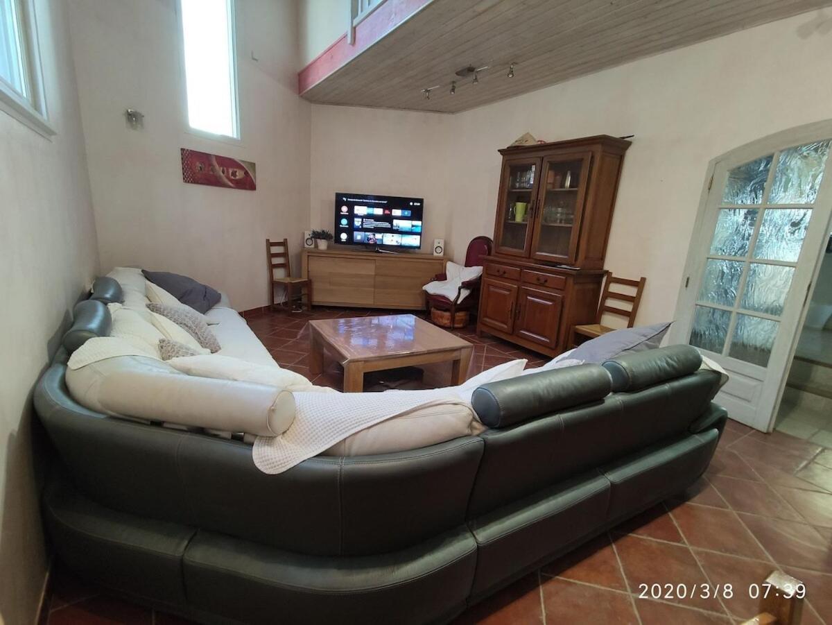 La Villa Moursoise 4 Etoiles Eksteriør billede