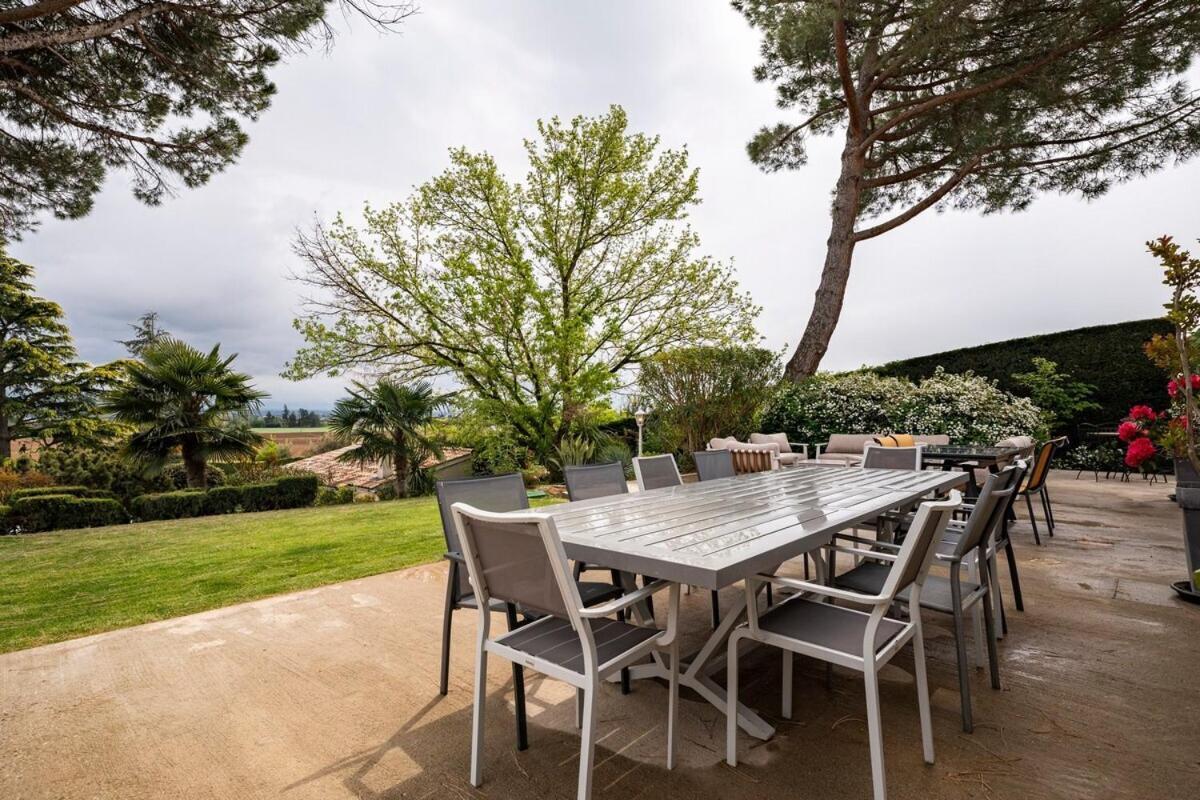 La Villa Moursoise 4 Etoiles Eksteriør billede