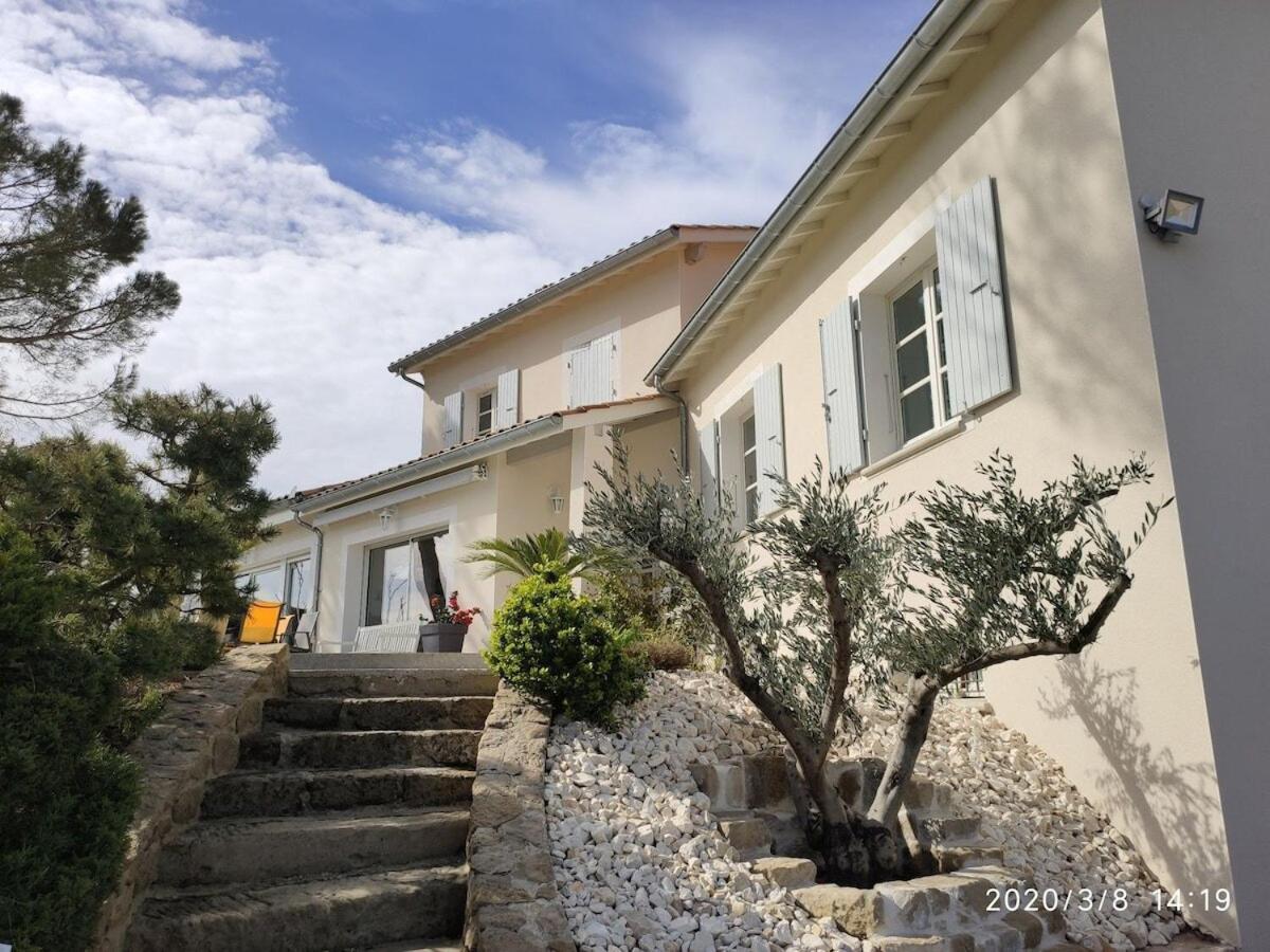 La Villa Moursoise 4 Etoiles Eksteriør billede